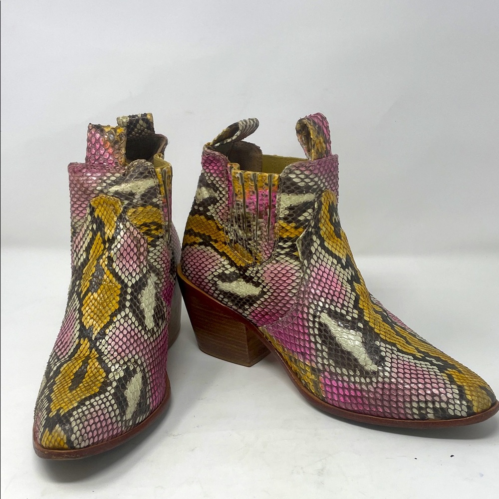Wandering Coyote Pink Yellow Brown Cream Snake Print Ankle Boots Size 9.5